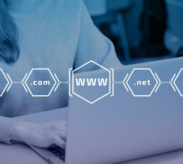 ¡Oferta Especial: Hosting y Dominio + Landing Page y SSL Gratis!
