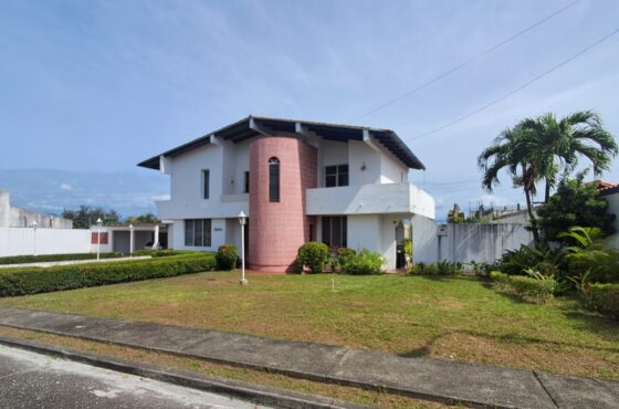 Casa en Venta en Araure, Portuguesa | 496 m² con Garage