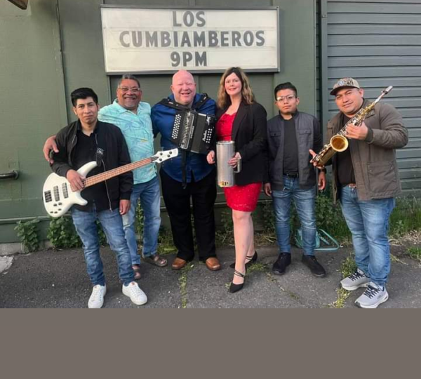 Neri Rodriguez y Los cumbiamberos – Eugene Oregón USA